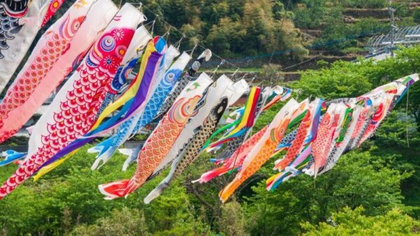 令和７年GW休業のお知らせ